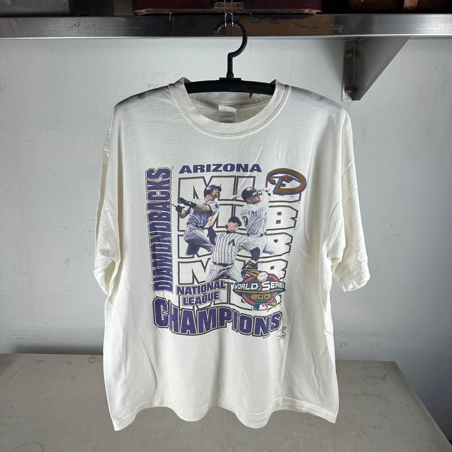 Vintage 2001 Arizona Diamondbacks MLB World Champions T-Shirt
