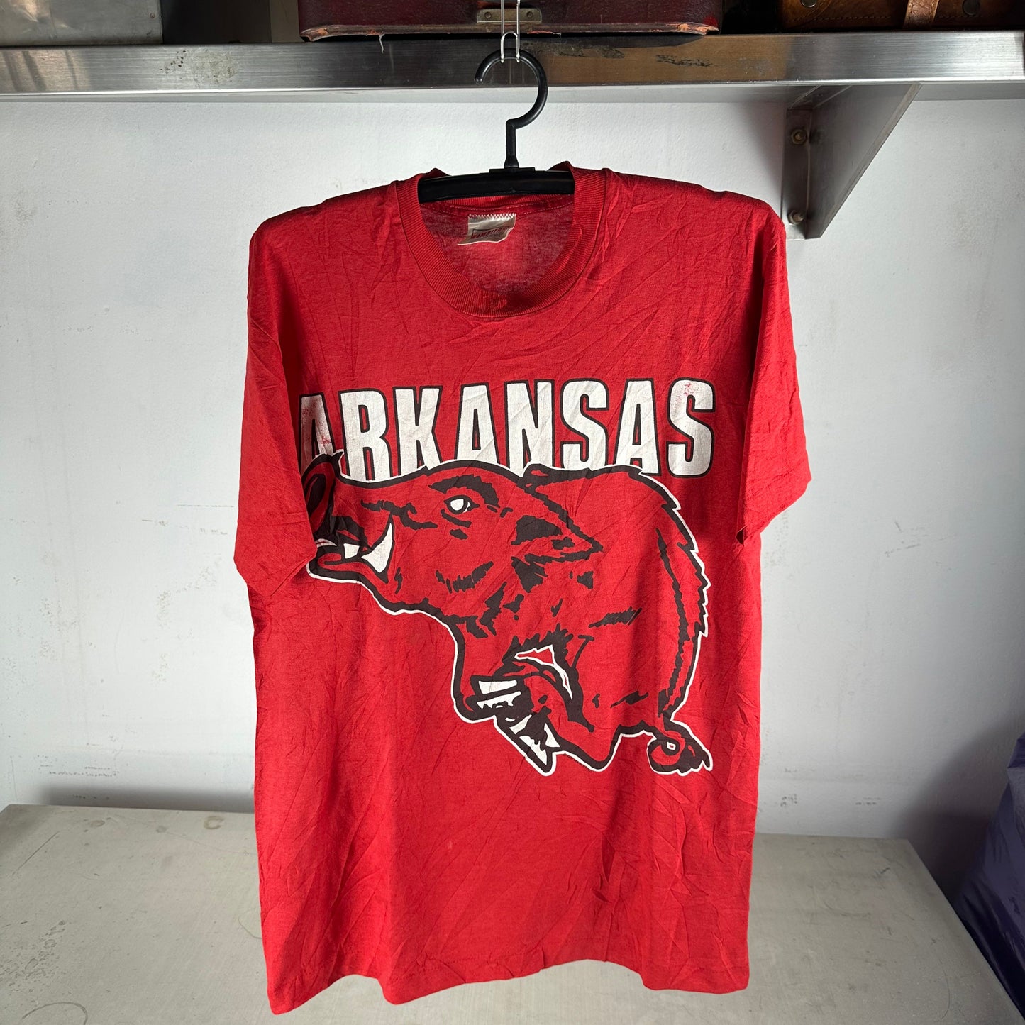 Vintage 90s Arkansas Razorbacks NCAA Graphic Single Stitch T-Shirt