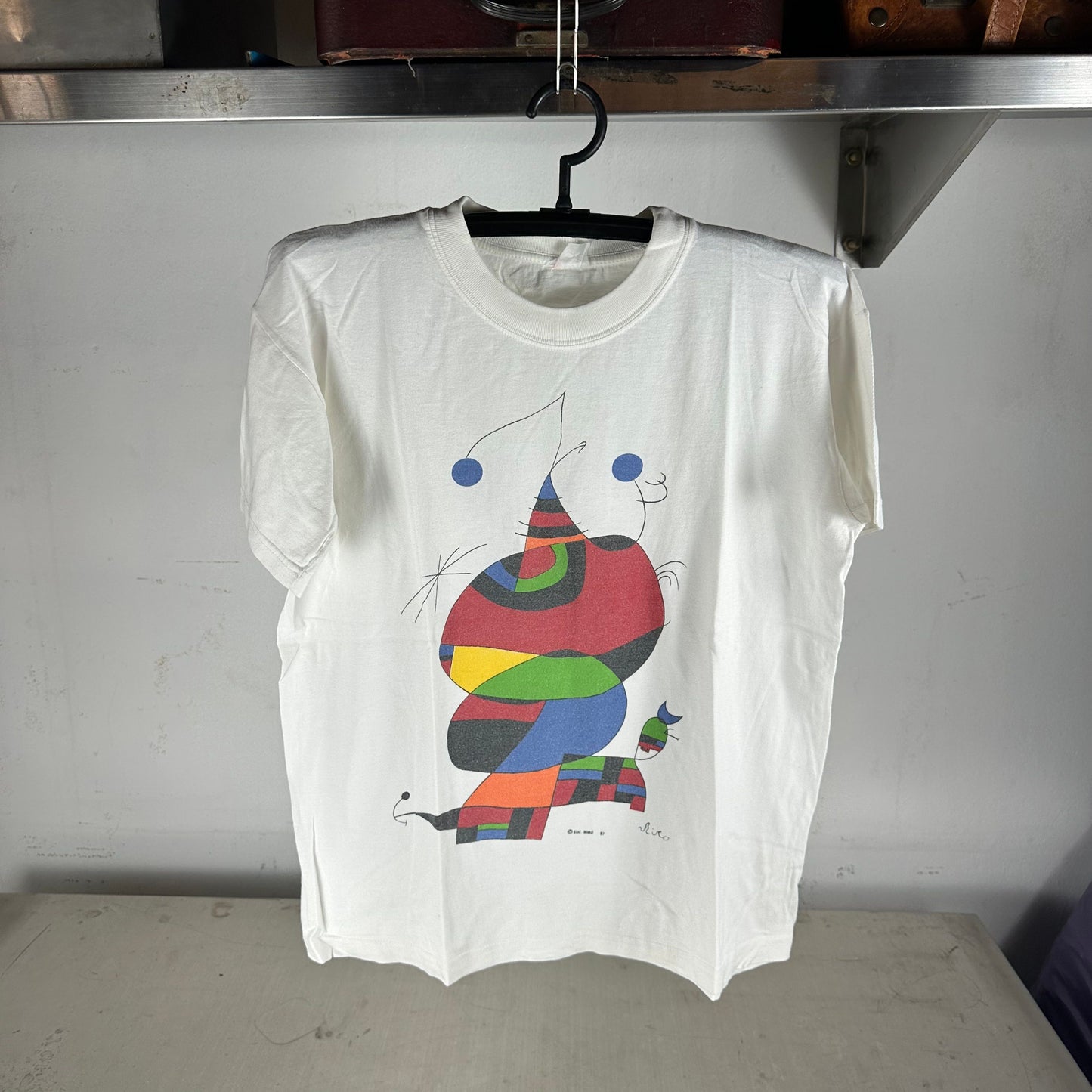 Vintage 1997 Joan Miro Abstract Artwork Graphic T-shirt