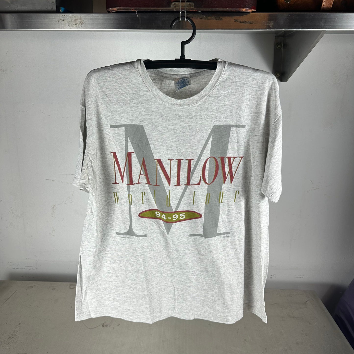 Vintage 1994-95 Barry Manilow World Tour Single Stitch T-shirt