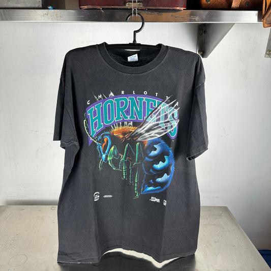 Vintage 90s Charlotte Hornets NBA Salem Sportswear Graphic T-shirt