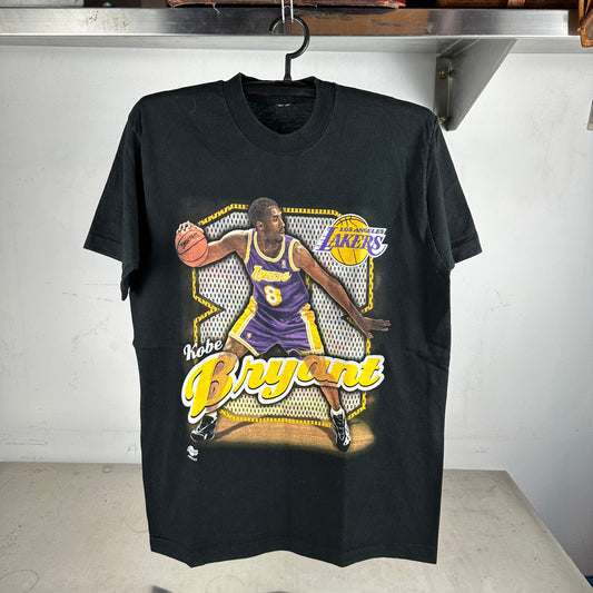 Vintage 90s Kobe Bryant Los Angeles Lakers NBA Pro Player Graphic T-shirt