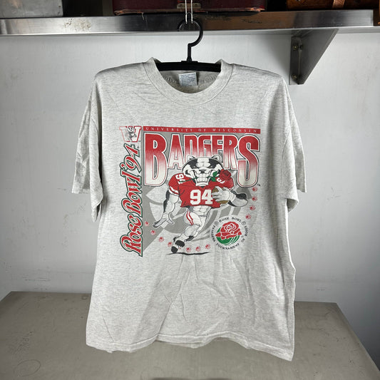 Vintage 1994 Wisconsin Badgers Football NCAA Rose Bowl Graphic T-shirt