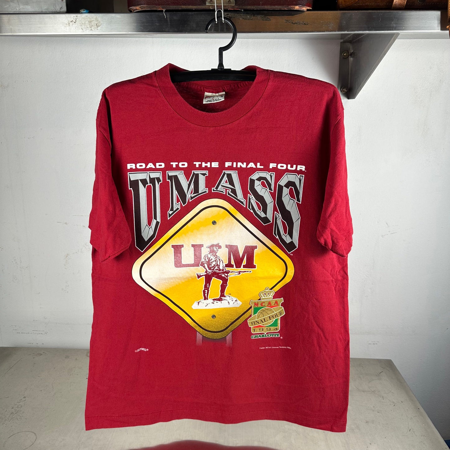Vintage 1994 Umass Minutemen NCAA Road to the Final Four Graphic T-shirt