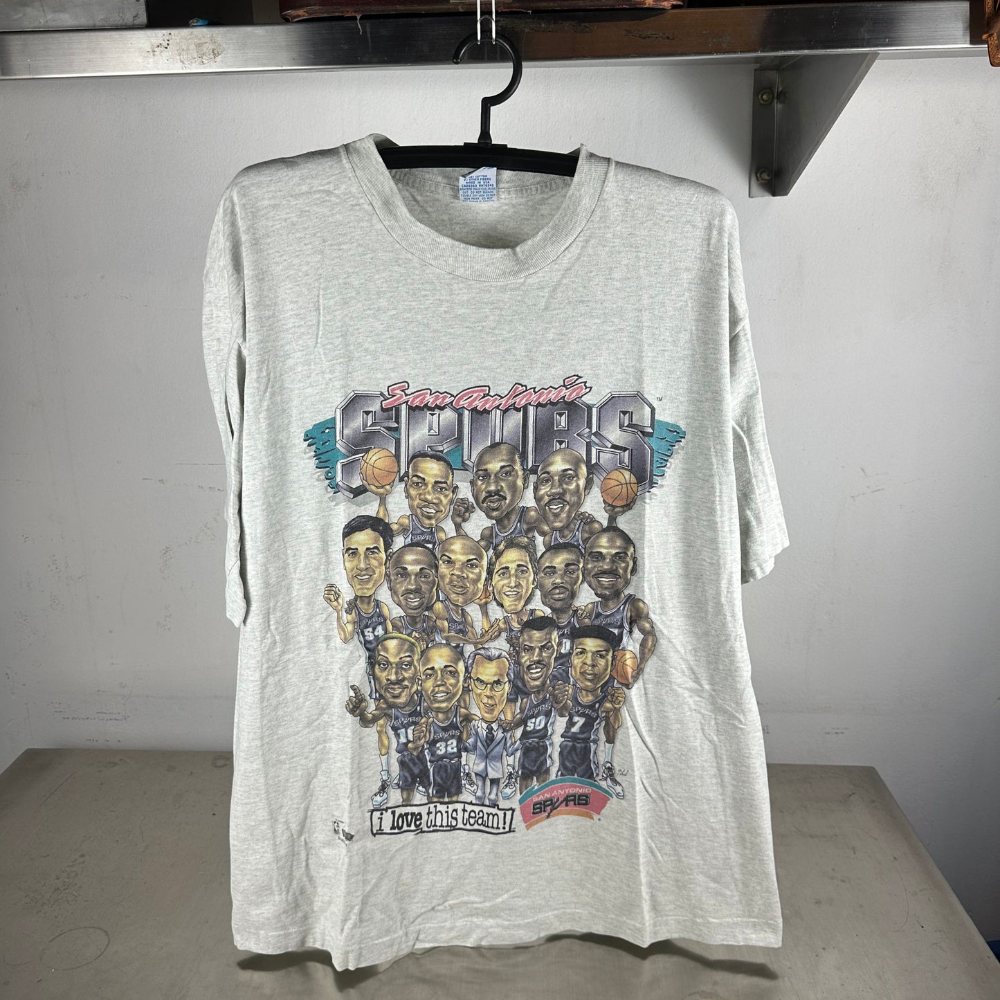 Vintage 90s San Antonio Spurs NBA Salem Sportswear Caricature T-shirt