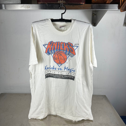 Vintage 1994 New York Knicks VS Magic NBA Single Stitch T-shirt