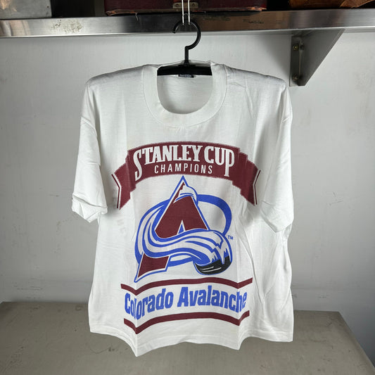 Vintage 1996 Colorado Avalanche NHL Champions Single Stitch T-shirt