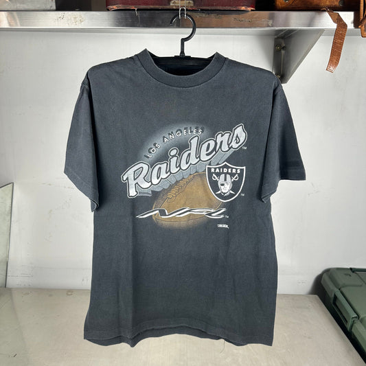 Vintage 90s Los Angeles Raiders Football NFL Graphic Single Stitch T-shirt