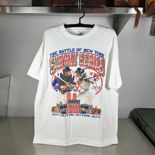 Vintage 2000 MLB Subway Series The Battle of New York Graphic T-shirt