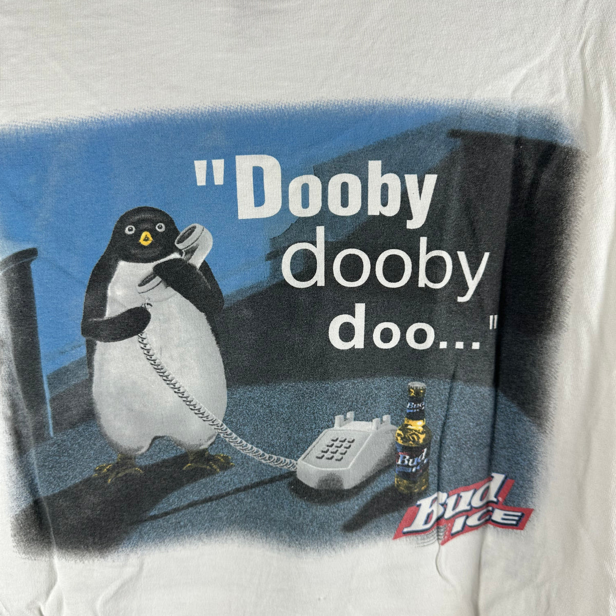 Vintage 1996 Bud Ice Beer Beware the Penguins Promo Graphic T-shirt