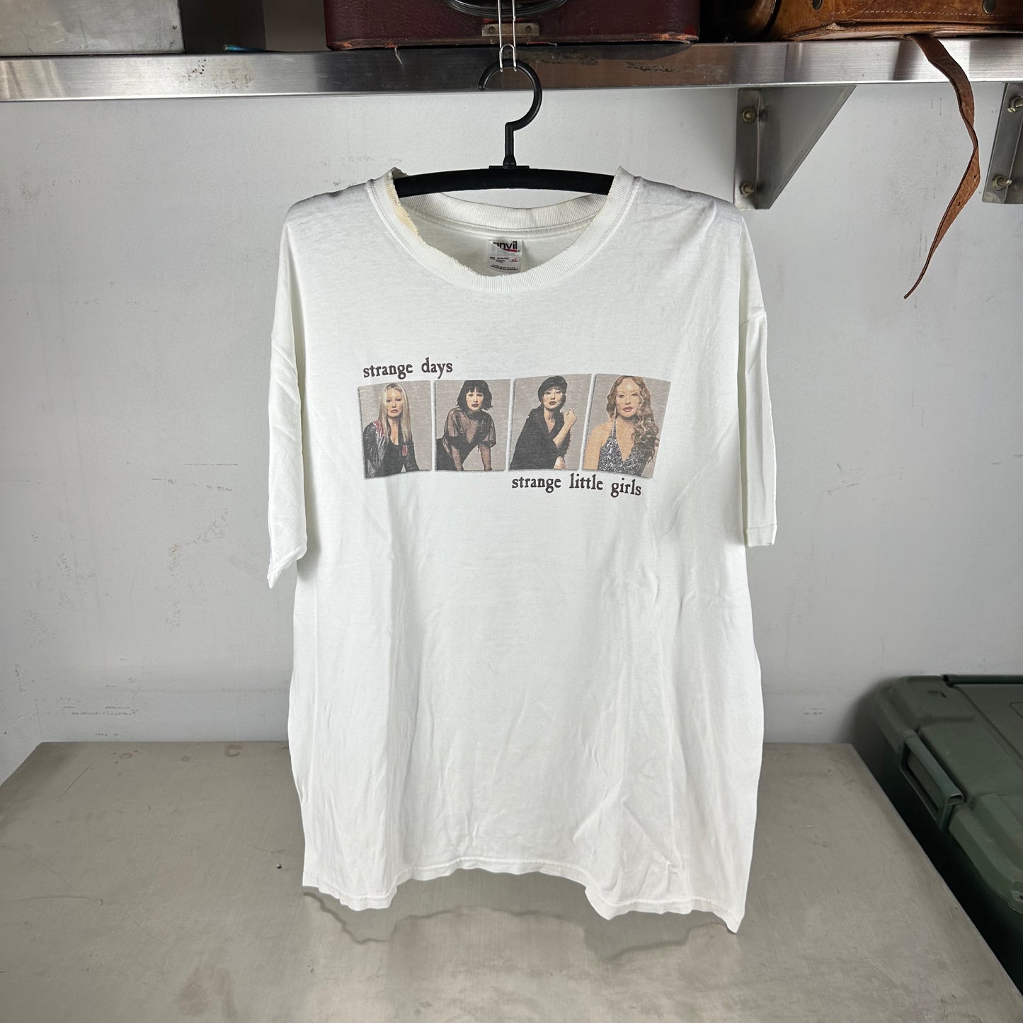 Vintage 2001 Tori Amos Strange Little Girls Tour Concert T-Shirt