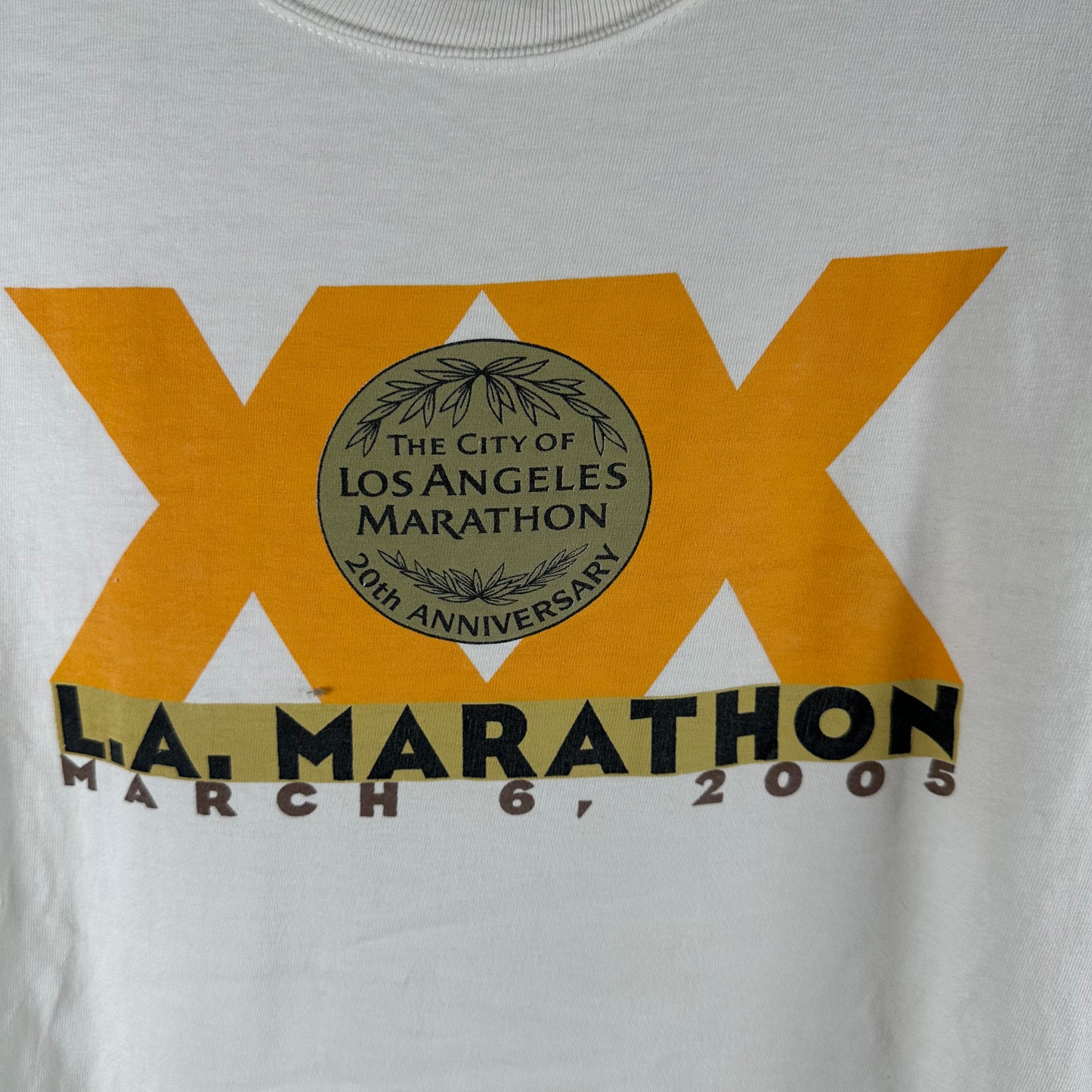 Vintage 2005 Los Angeles Marathon Honda Running Graphic T-shirt
