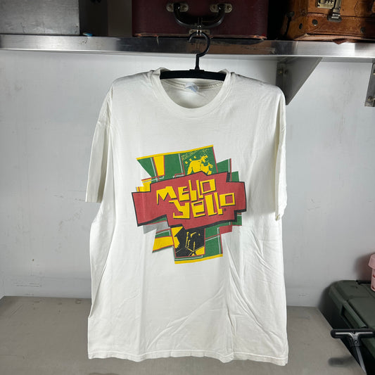 Vintage 90s Mello Yello Let It Out Graphic T-shirt