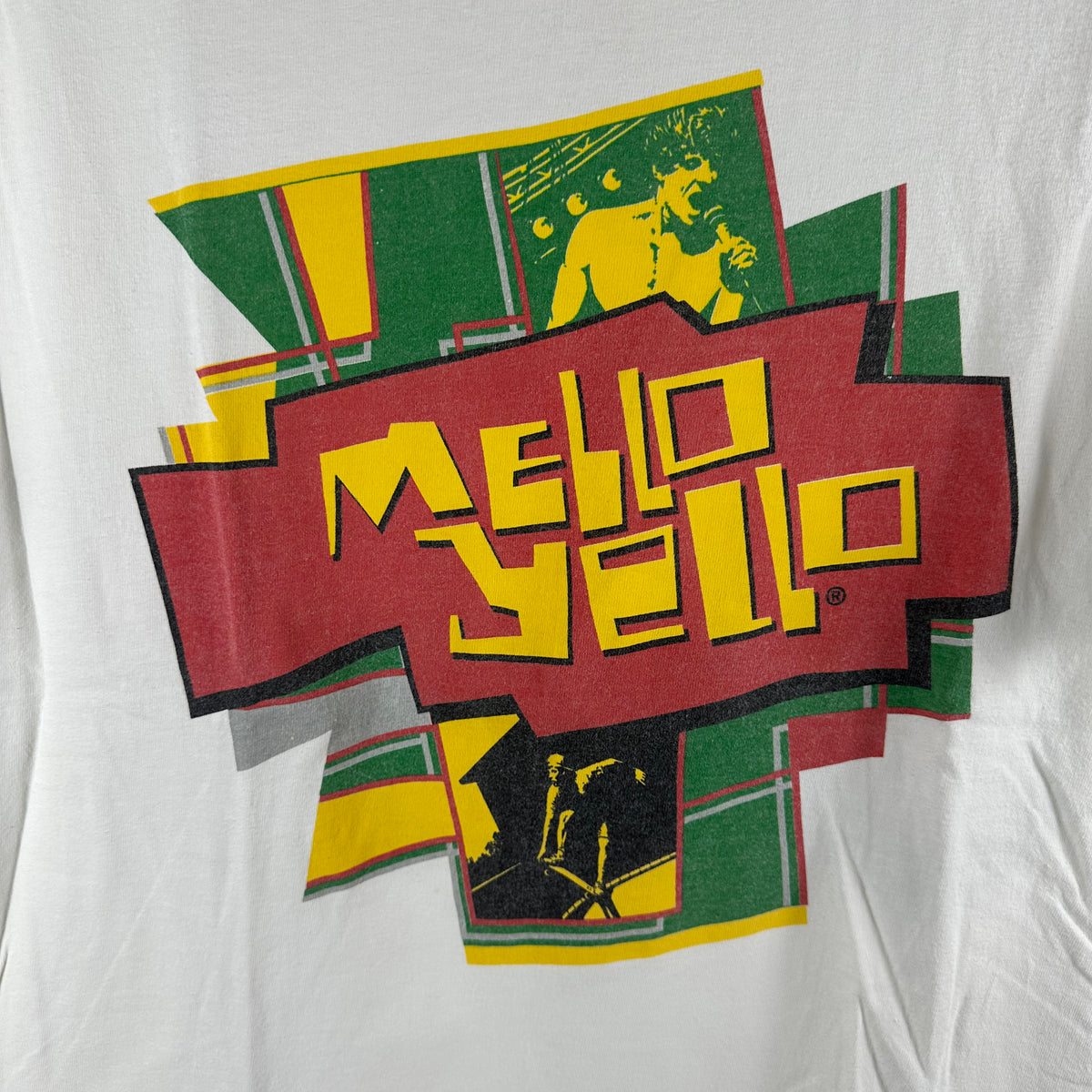 Vintage 90s Mello Yello Let It Out Graphic T-shirt