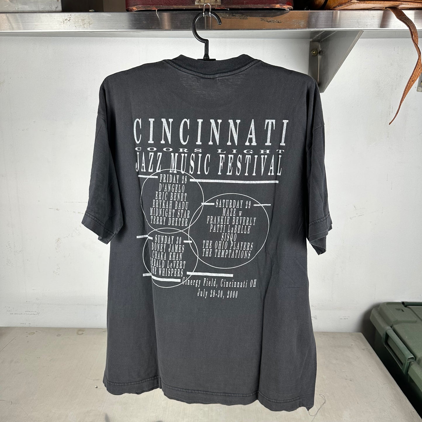 Vintage 2000 Cincinnati Jazz Festival D' Angelo Erykah Badu Gerald LeVert T-shirt