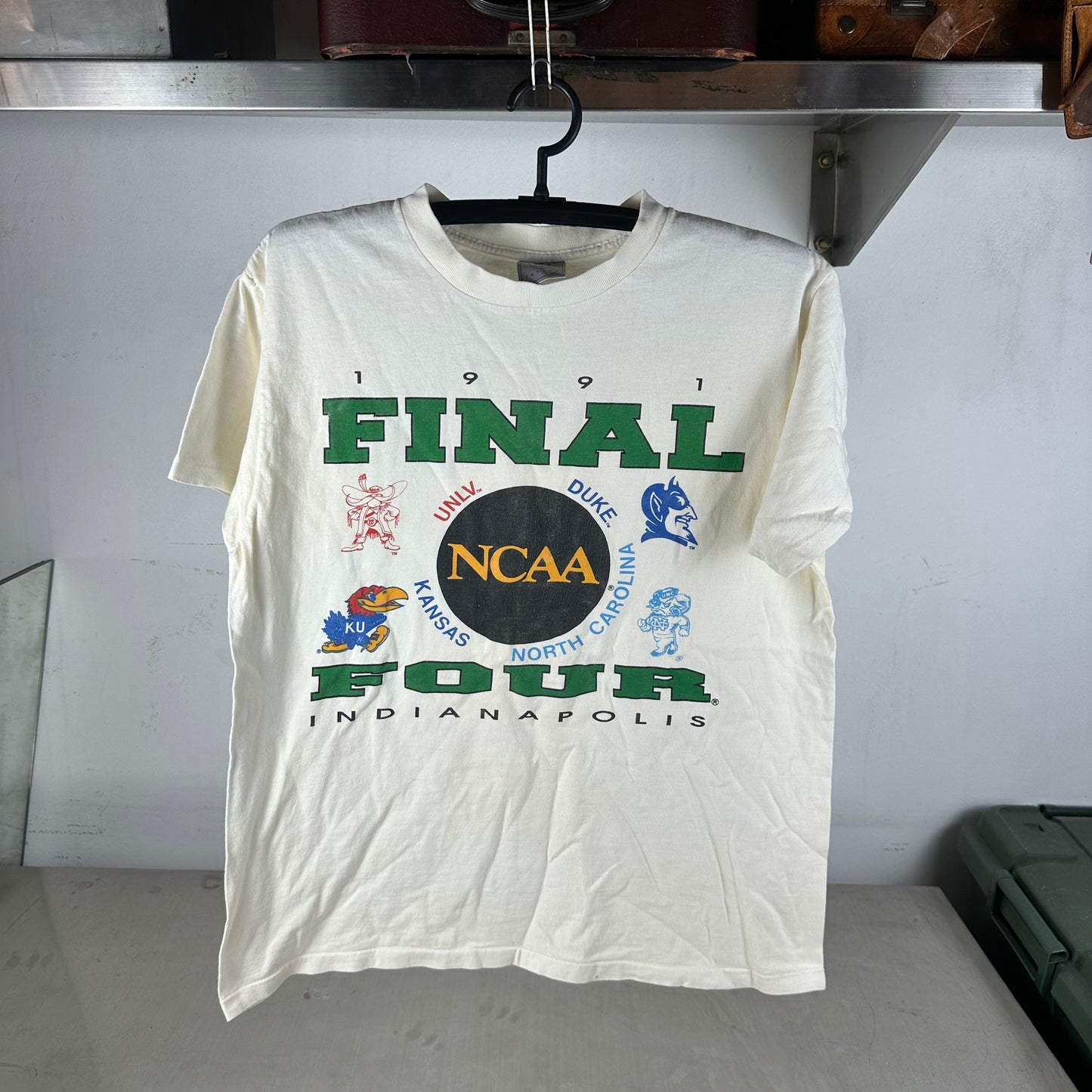 Vintage 1991 NCAA Final Four Graphic Single Stitch T-shirt