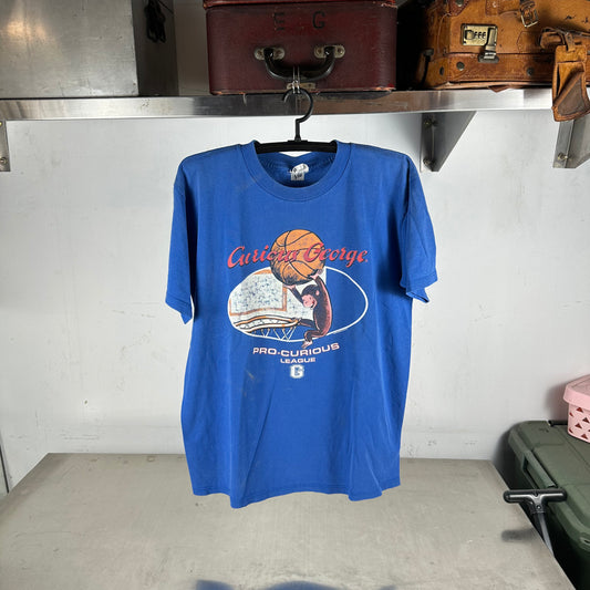 Vintage 1997 Curious George Monkey Basketball Graphic Cartoon T-shirt