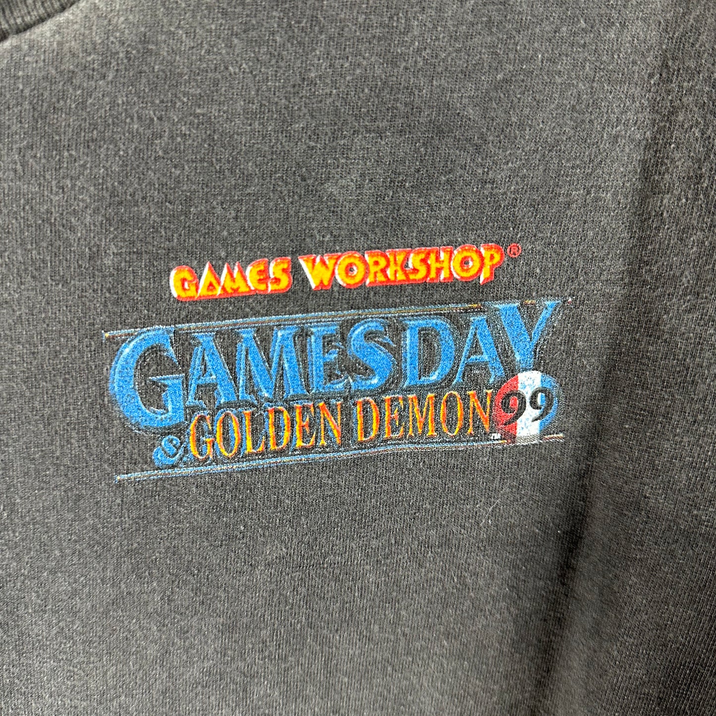 Vintage 1999 Golden Demon Games Day Graphic T-shirt