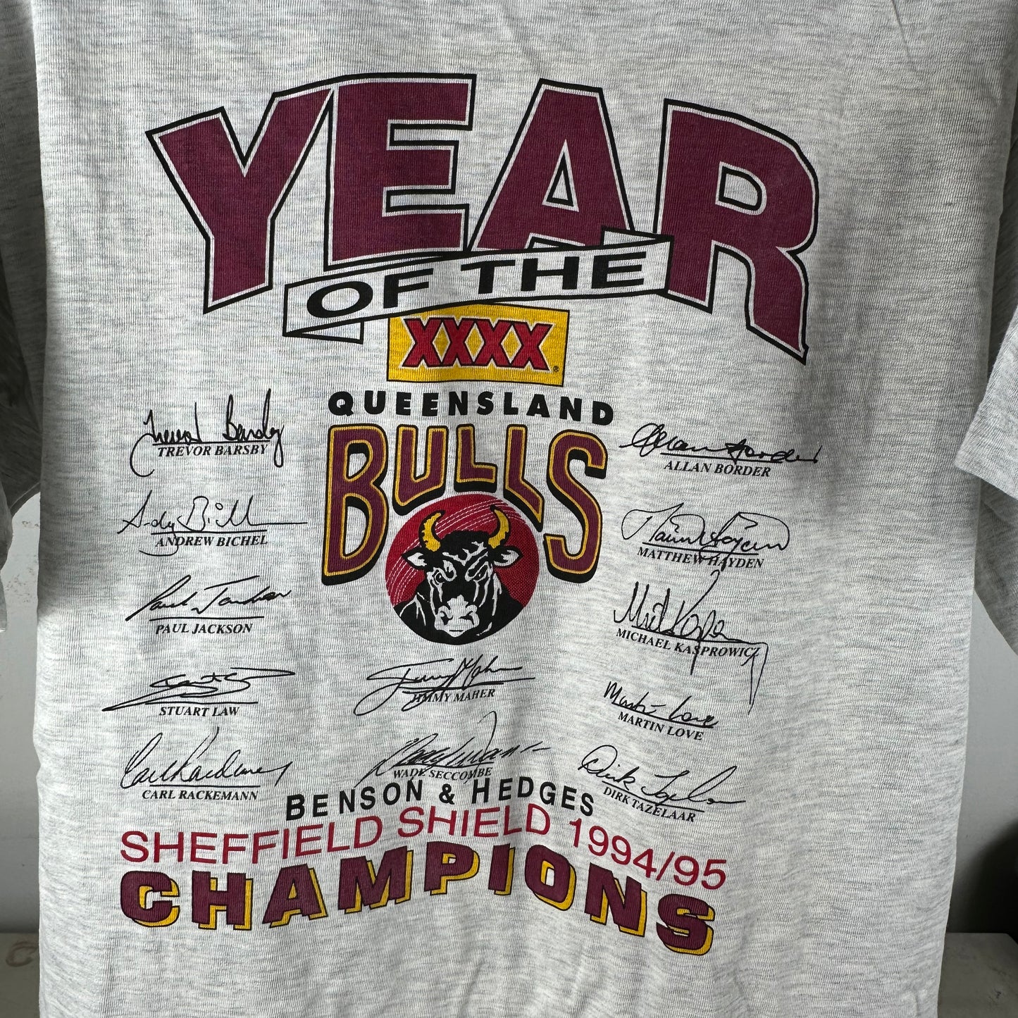 Vintage 1994/95 Queensland Bulls Cricket Sheffield Shield Champions T-shirt