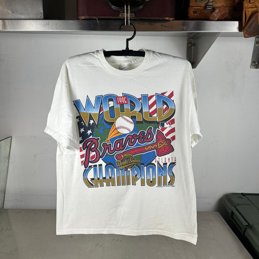 Vintage 1995 Atlanta Braves MLB World Champions Graphic T-shirt
