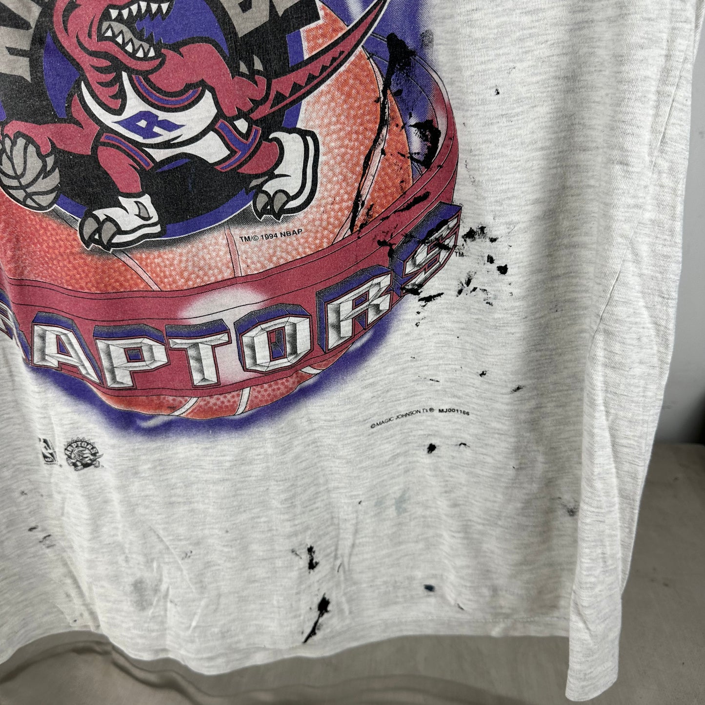 Vintage 1994 Toronto Raptors NBA Basketball Flame Graphic Single Stitch T-shirt