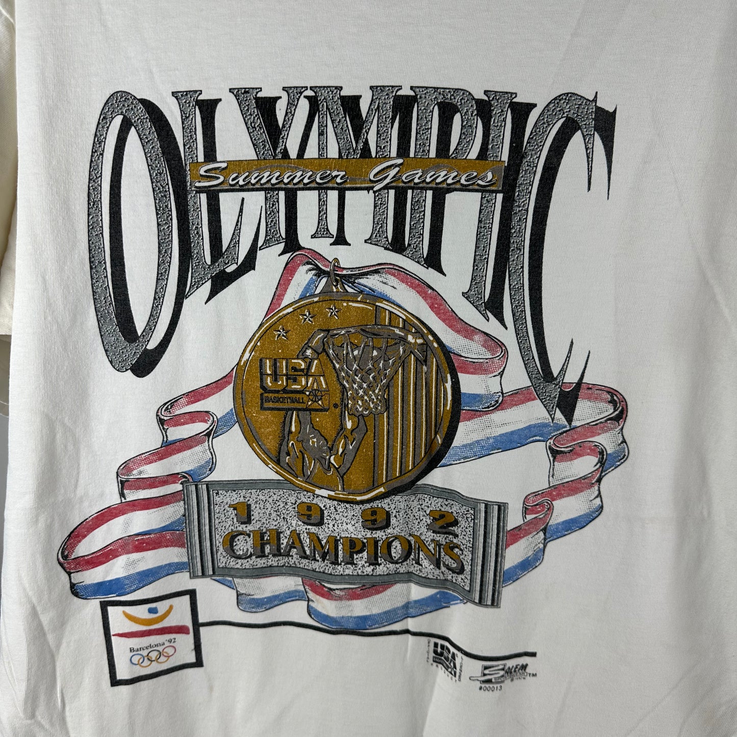 Vintage 1992 USA Dream Team Olympics Basketball Champions Coin Single Stitch T-shirt
