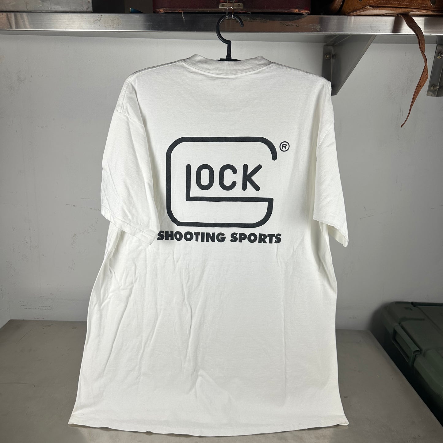 Vintage 90s Glock Shooting Sports Firearm Pistol Single Stitch T-shirt