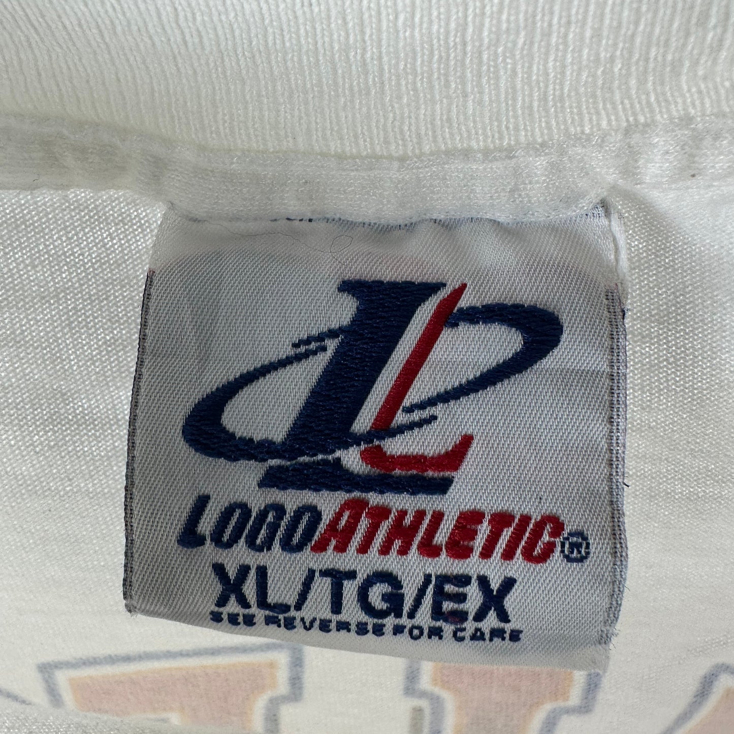 Vintage 1997 NCAA College Basketball Final Four Long Sleeves Graphic Single Stitch T-shirt