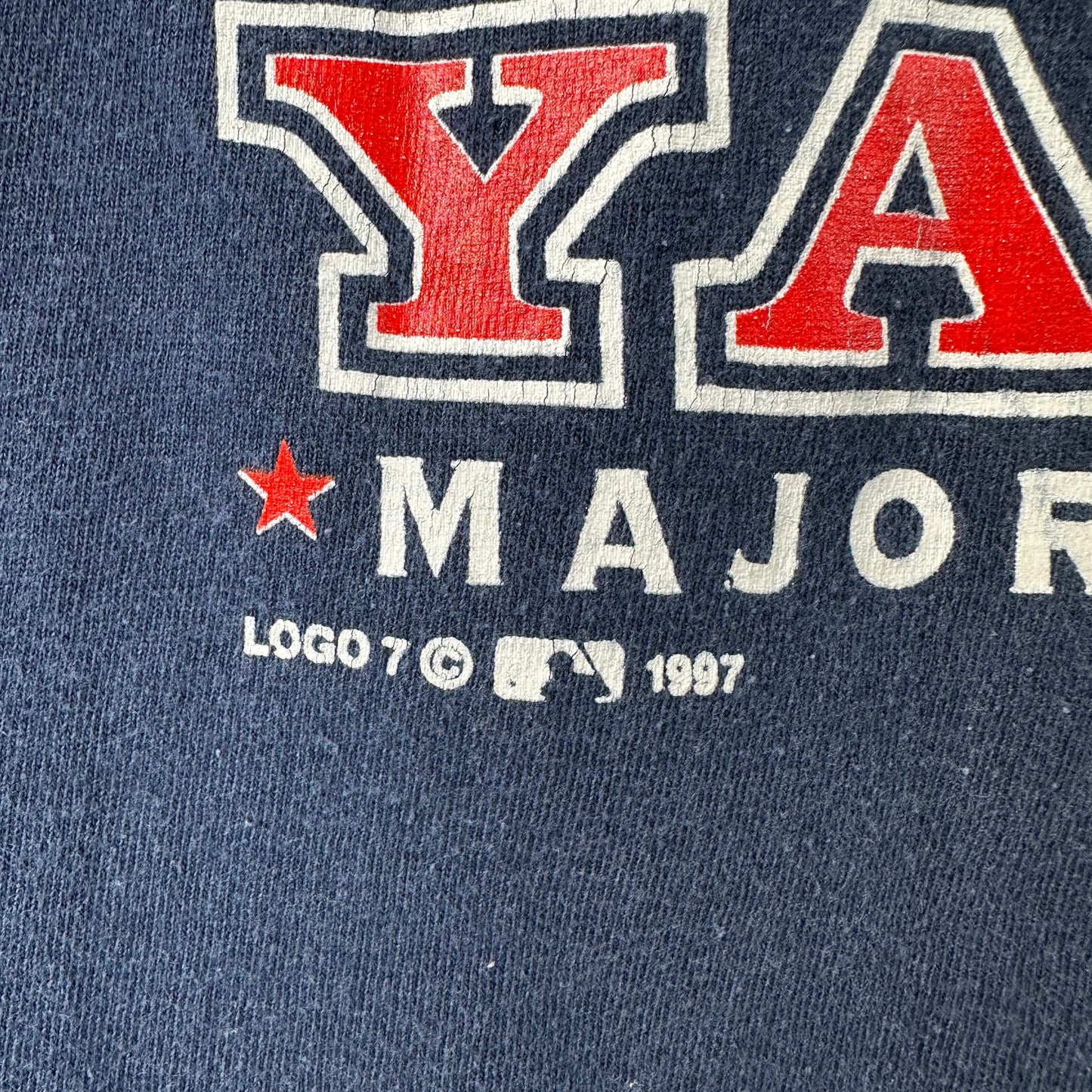 Vintage 1997 New York Yankees Baseball MLB Big Logo Graphic Single Stitch T-shirt