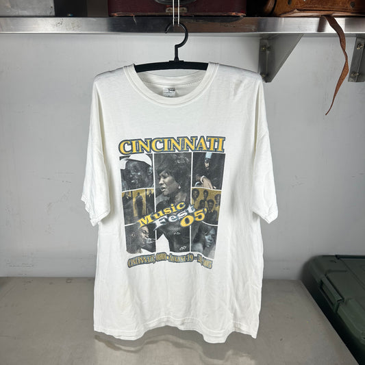 Vintage 2005 Cincinnati Music Fest Kanye West Luther Vandross Concert T-shirt