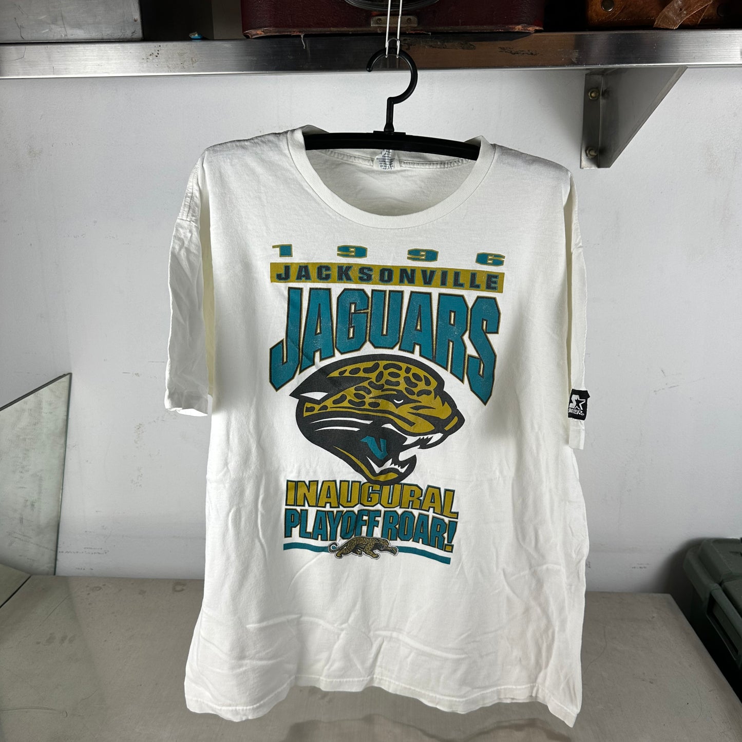 Vintage 1996 Jacksonville Jaguars NFL Inaugural Playoff Roar! Starter T-shirt
