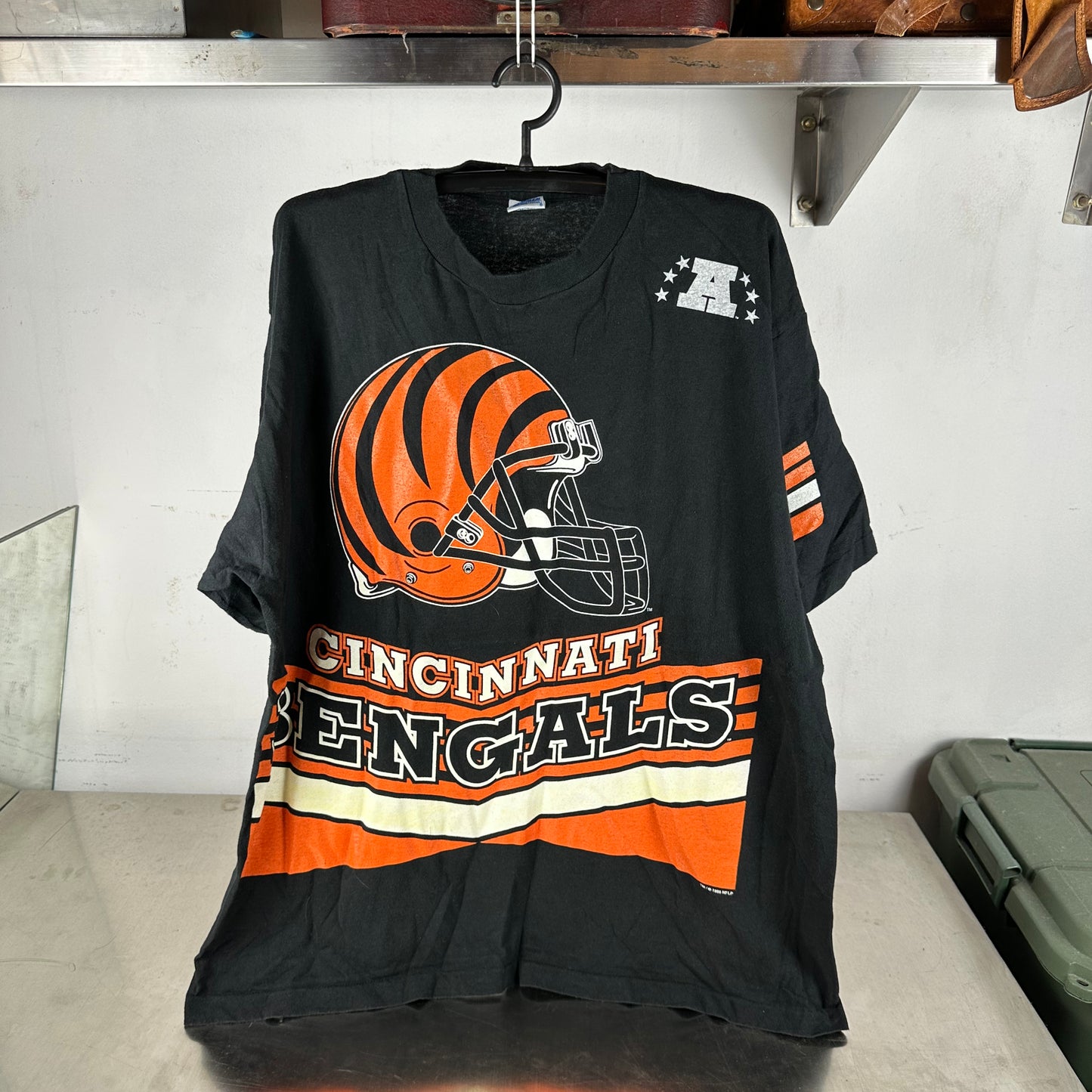 Vintage 1995 Cincinnati Bengals NFL Salem Sportswear AOP Single Stitch T-shirt