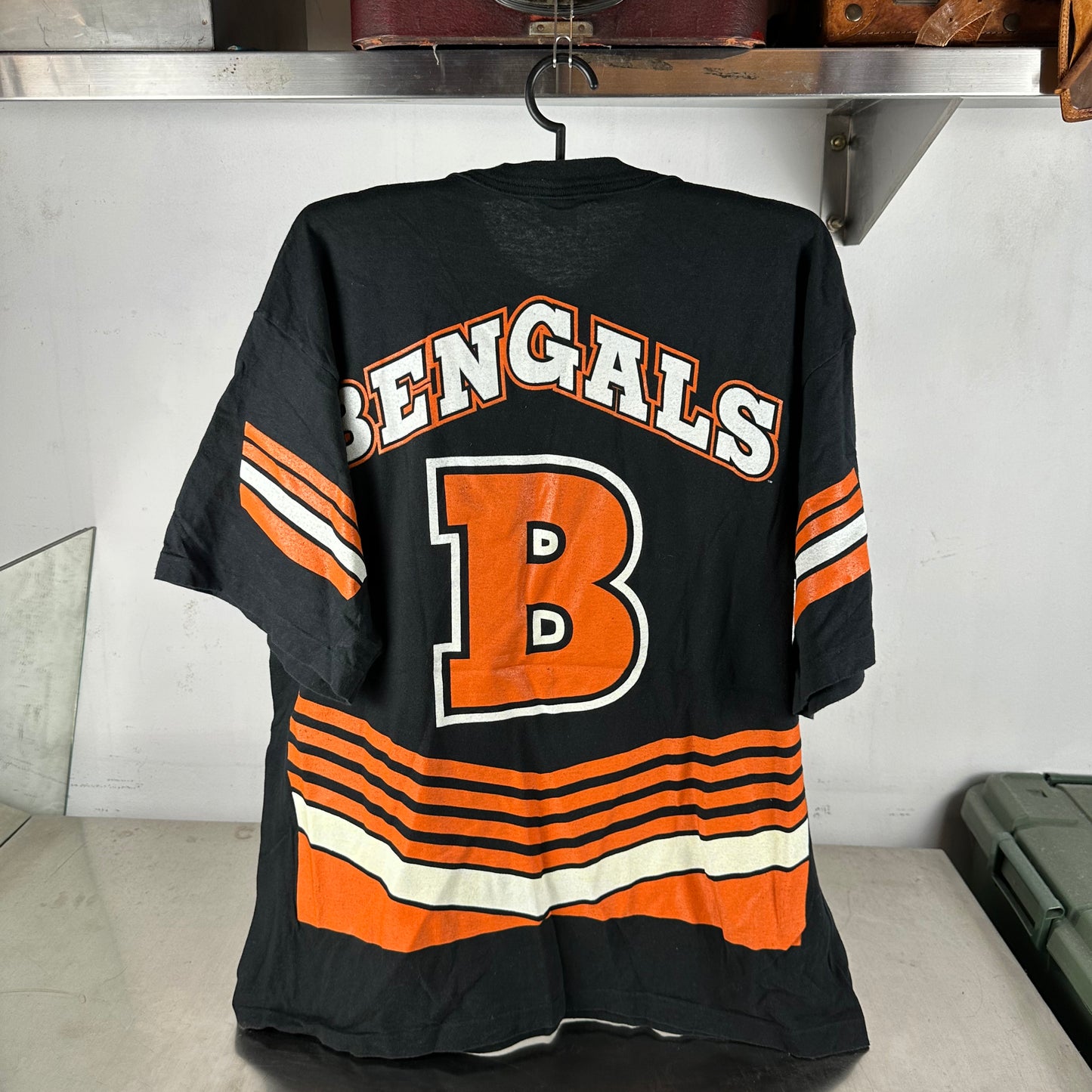 Vintage 1995 Cincinnati Bengals NFL Salem Sportswear AOP Single Stitch T-shirt