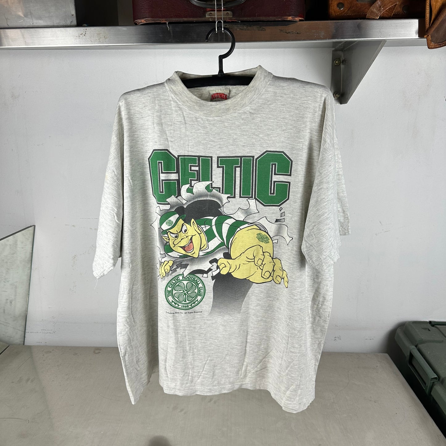 Vintage 90s Celtics FC The Bhoys Football Soccer Nutmeg Breakthrough T-shirt
