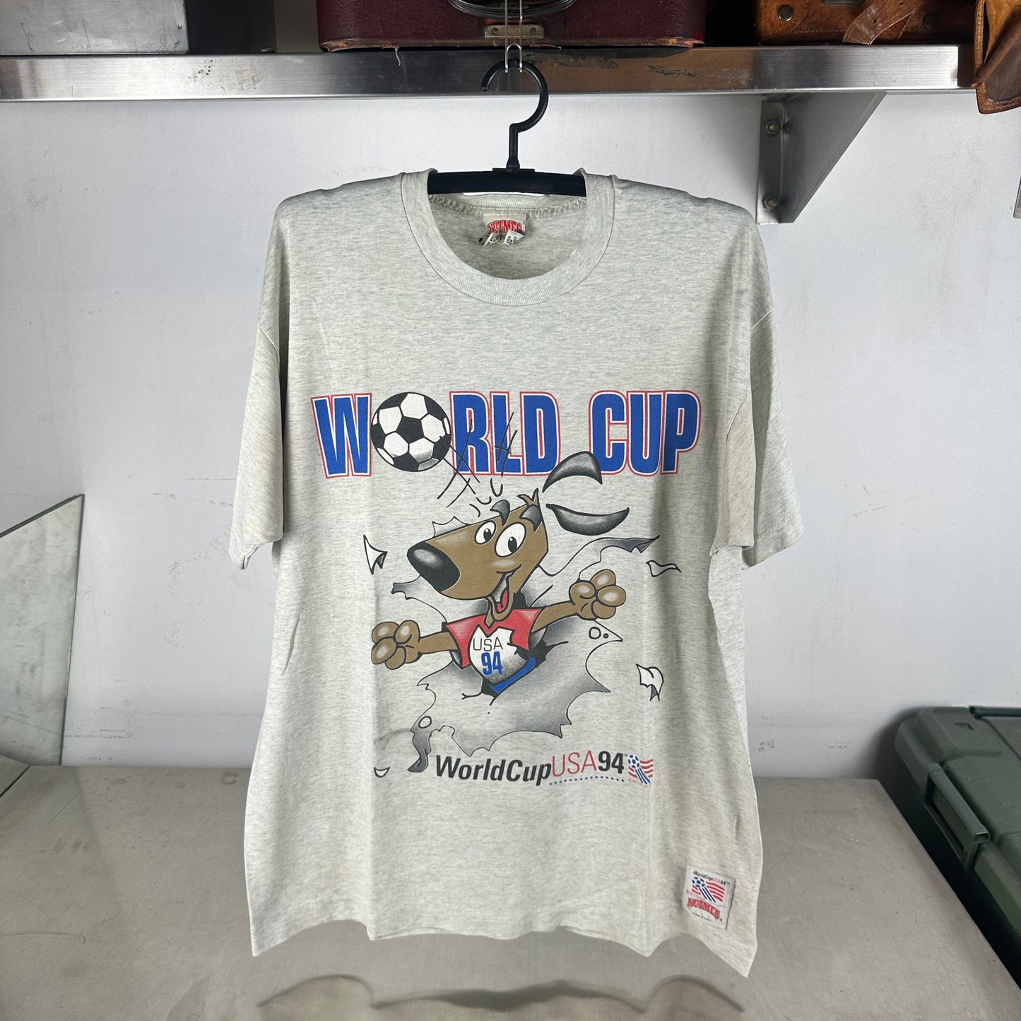 Vintage 1994 USA Soccer World Cup Nutmeg Breakthrough Graphic T-shirt