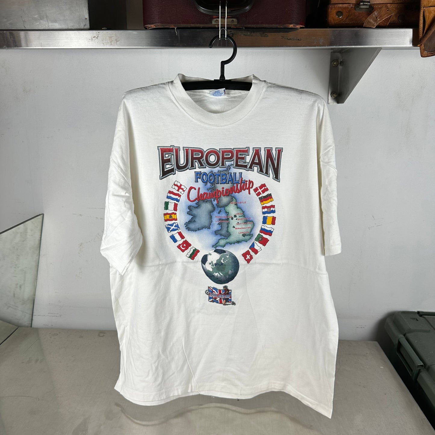 Vintage 1996 England UEFA European Football Championship Soccer Single Stitch T-shirt