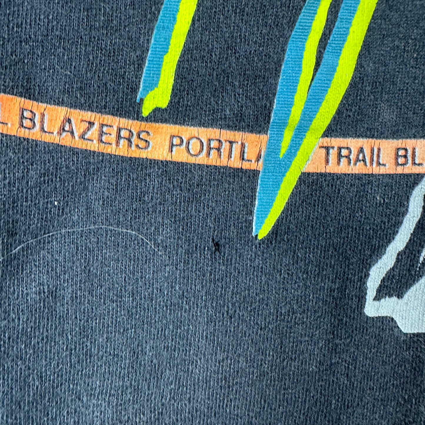 Vintage 90s Clyde Drexler Portland Trail Blazers NBA Tear It Up Single Stitch T-shirt