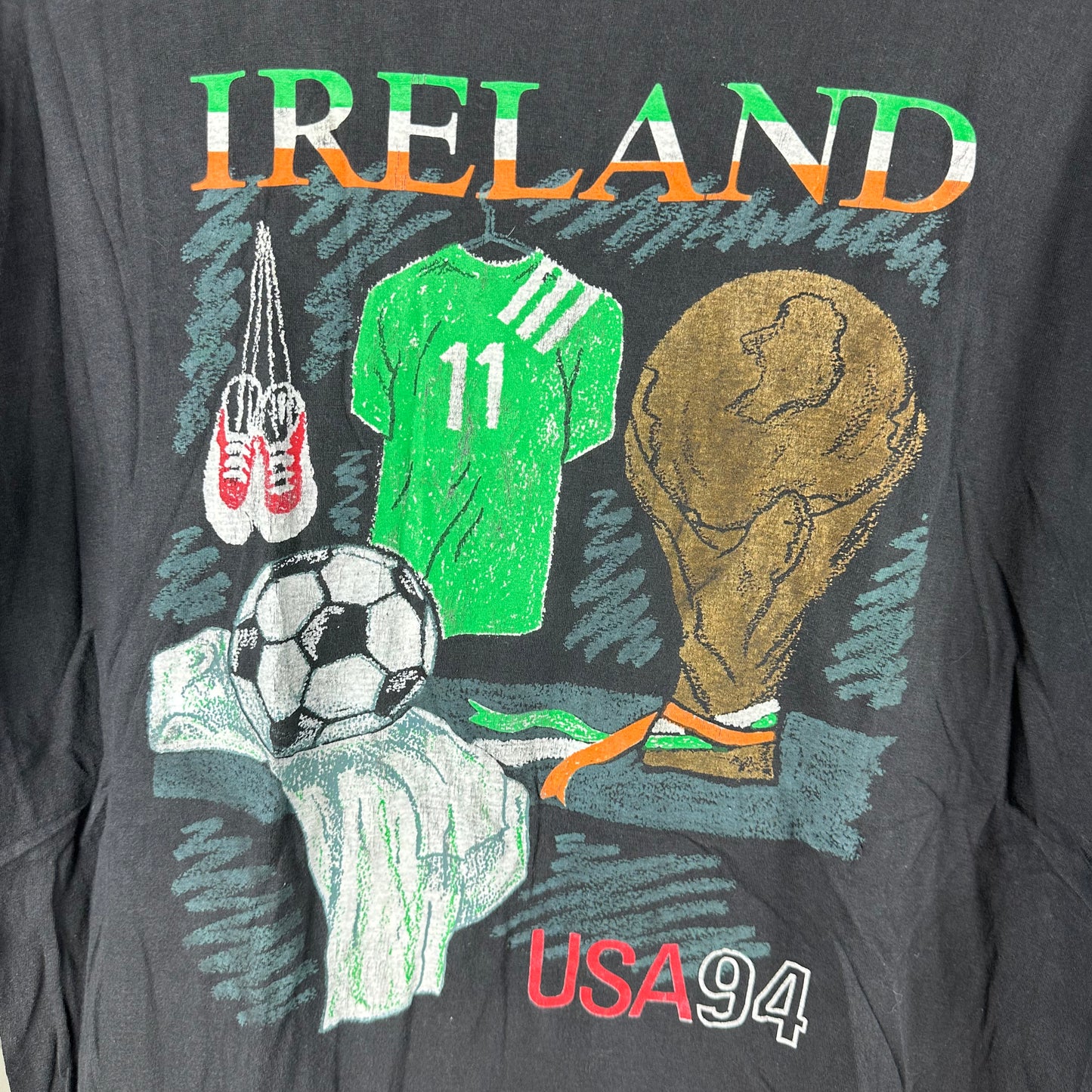 Vintage Ireland 1994 USA Soccer World Cup Graphic Football T-shirt