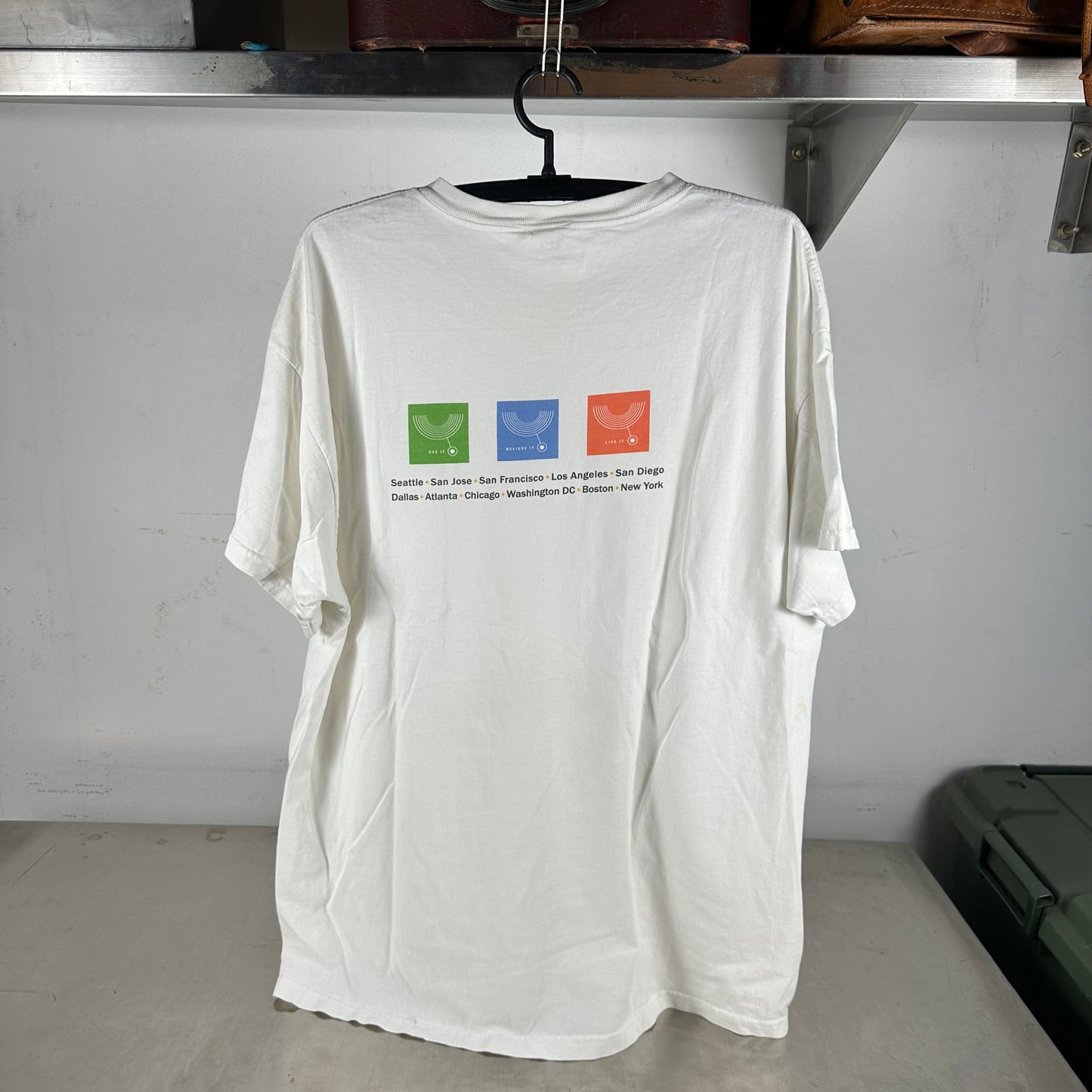 Vintage 2001 Microsoft Mobile Experience Tour Computer Graphic T-shirt