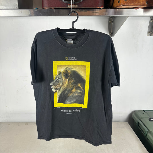 Vintage 2001 National Geographic Mane Attraction Lion Graphic T-shirt