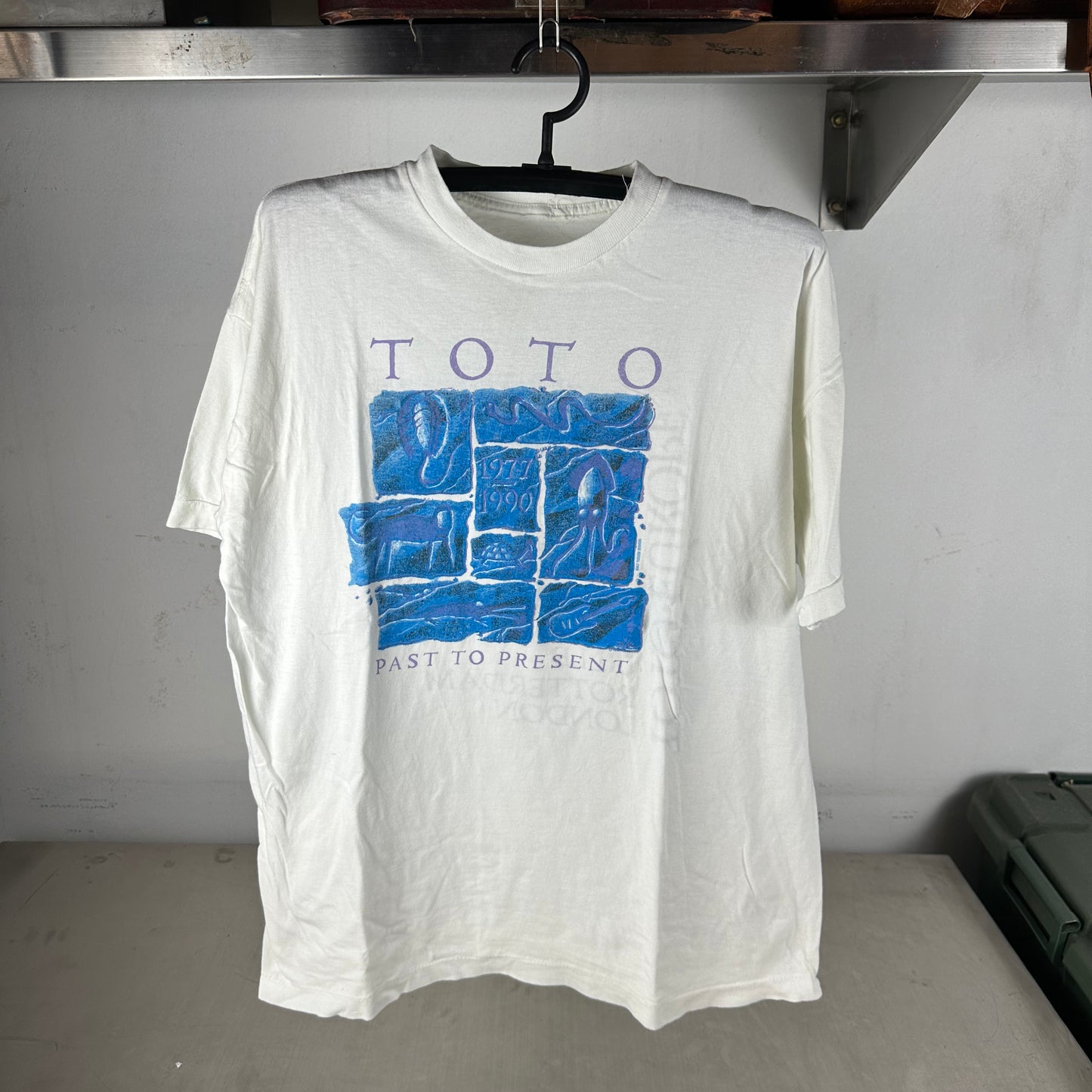 Vintage 1990 Toto Past to Present Europe Tour Concert Single Stitch T-shirt