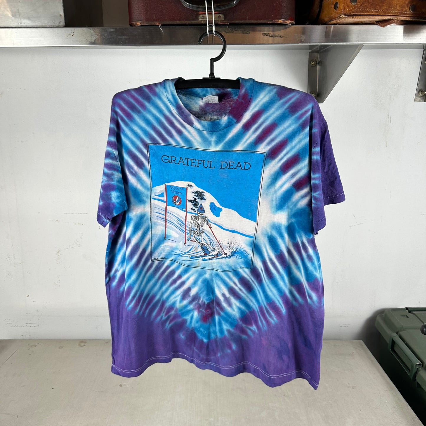 Vintage 1989 Grateful Dead Spring Tour Ski Graphic Rock Band Tie-dye T-shirt