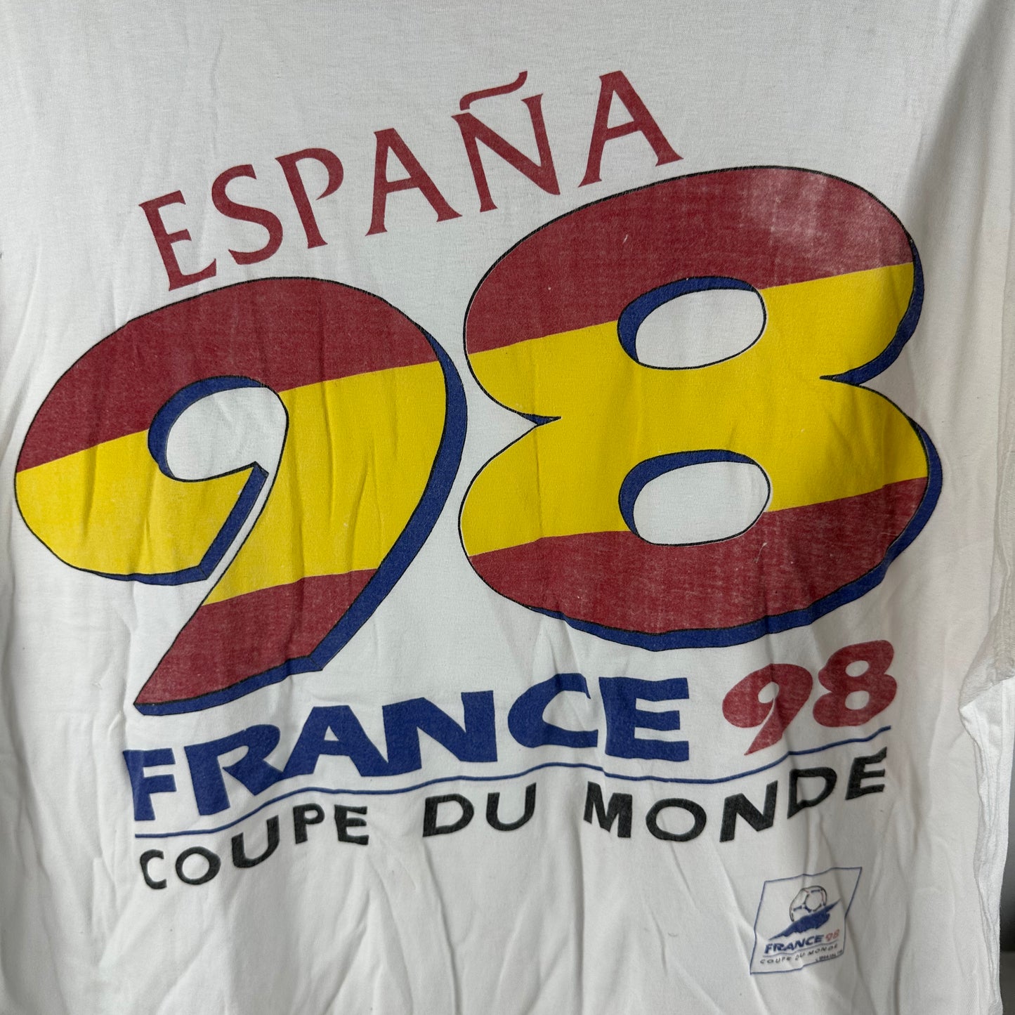 Vintage Spain Espana 1998 France Soccer World Cup Graphic T-shirt