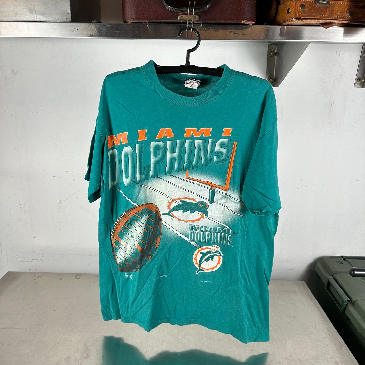 Vintage 1994 Miami Dolphins Football NFL Graphic T-shirt