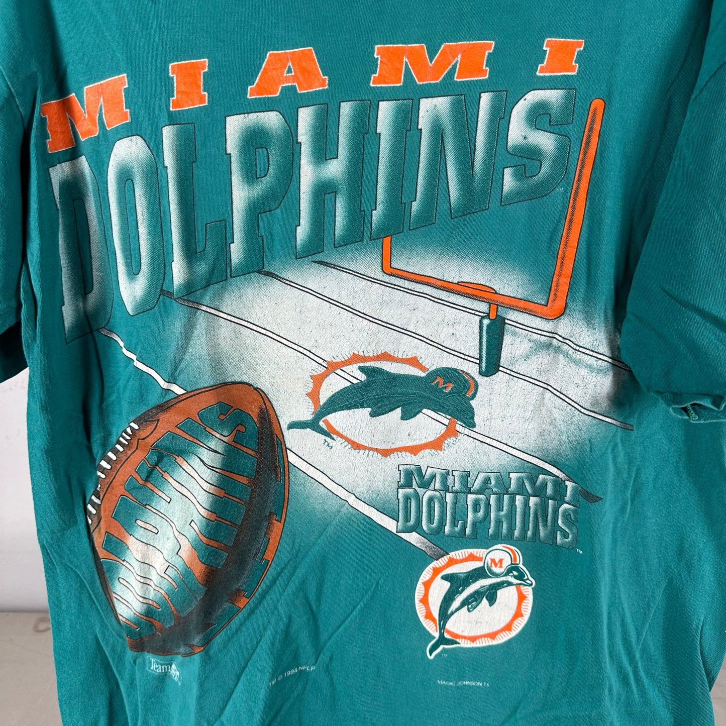 Vintage 1994 Miami Dolphins Football NFL Graphic T-shirt