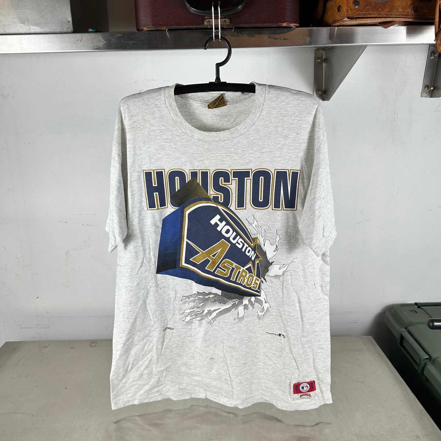 Vintage 90s Houston Astros Baseball MLB Nutmeg Breakthrough Graphic T-shirt