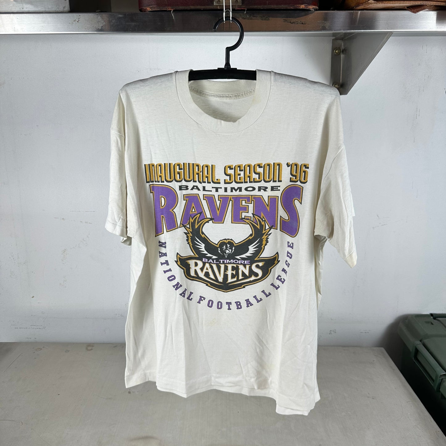 Vintage 1996 Baltimore Ravens Football NFL Inaugural Season Graphic T-shirt