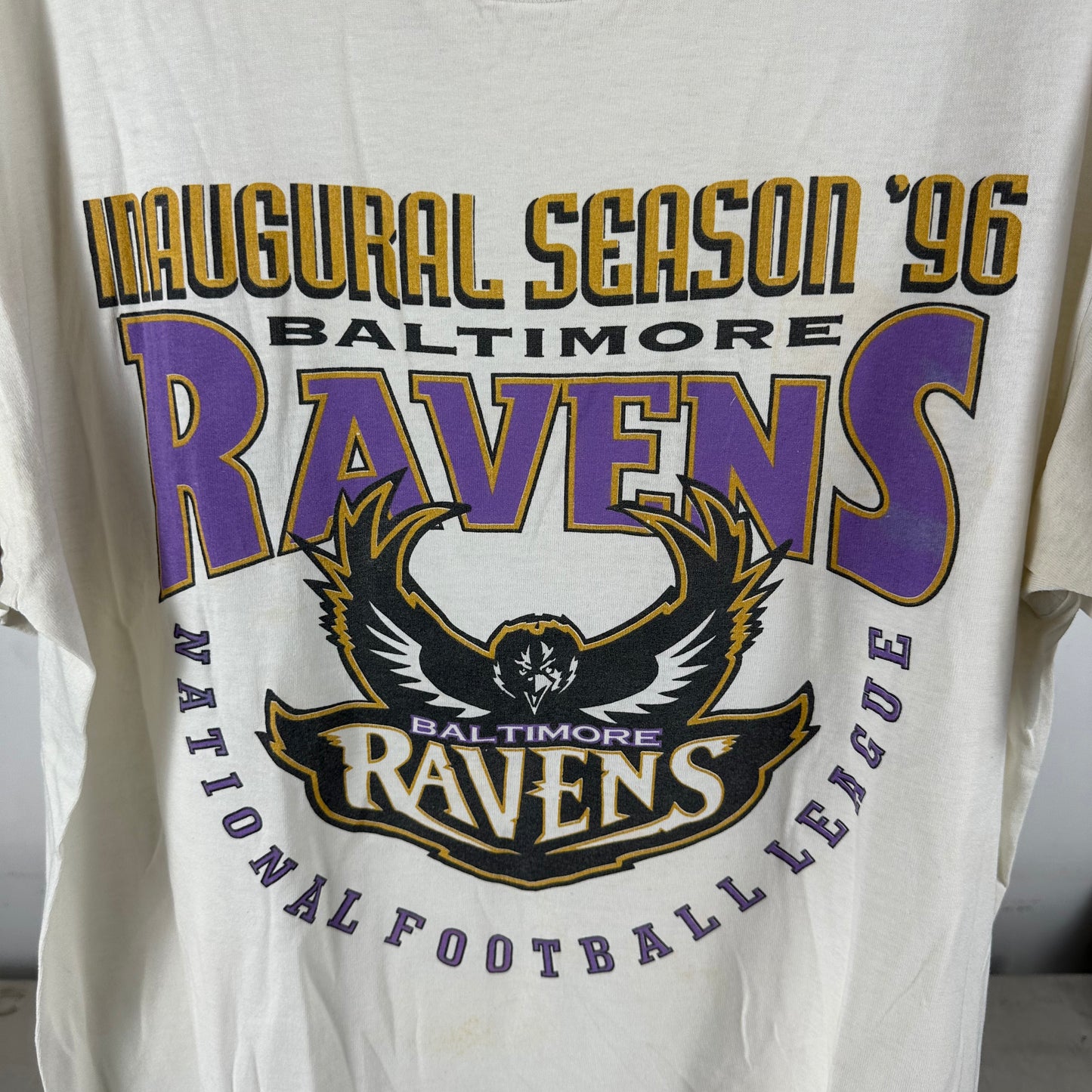Vintage 1996 Baltimore Ravens Football NFL Inaugural Season Graphic T-shirt
