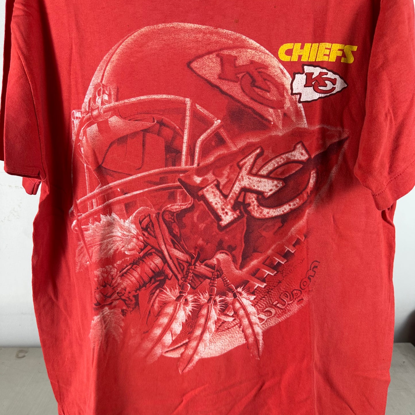 Vintage 90s Kansas City Chiefs Football NFL Pro Player Big Graphic Single Stitch T-shirt