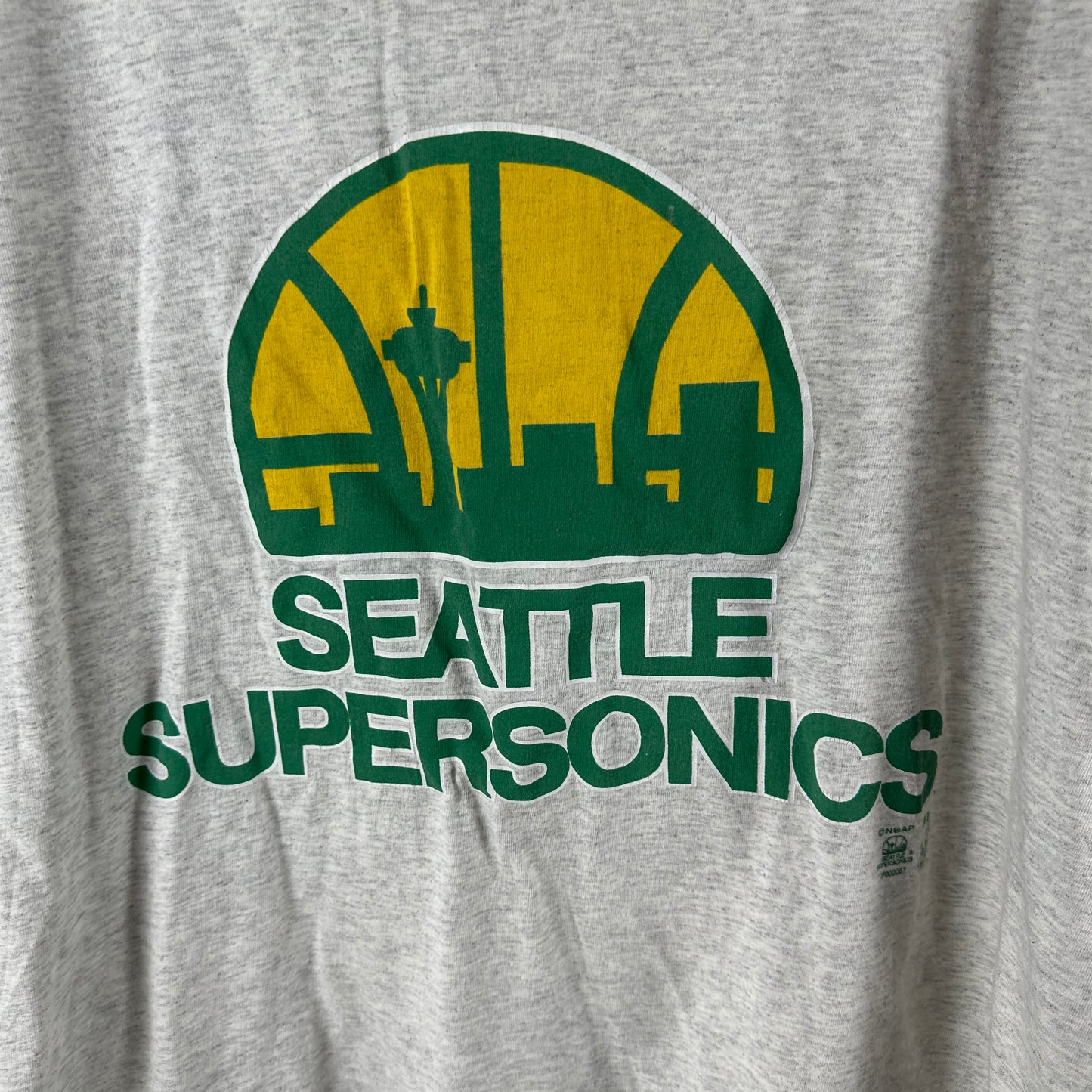 Vintage 90s Shawn Kemp Seattle Supersonics #40 NBA Single Stitch T-shirt